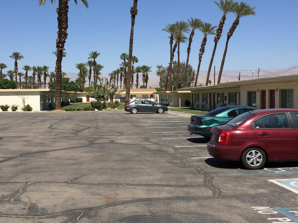 Western Sands Motel Indio Exteriör bild