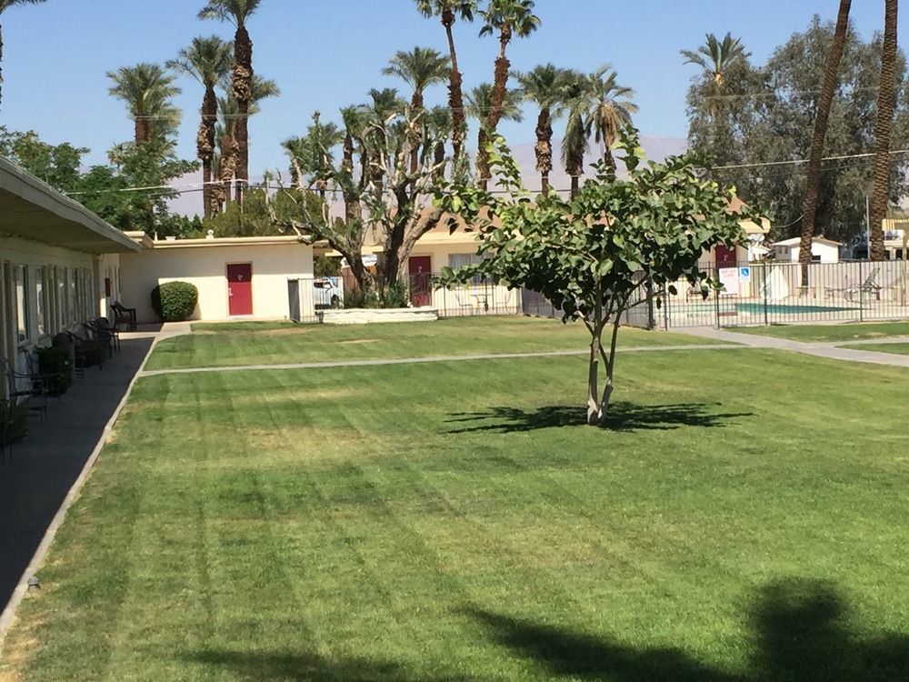 Western Sands Motel Indio Exteriör bild