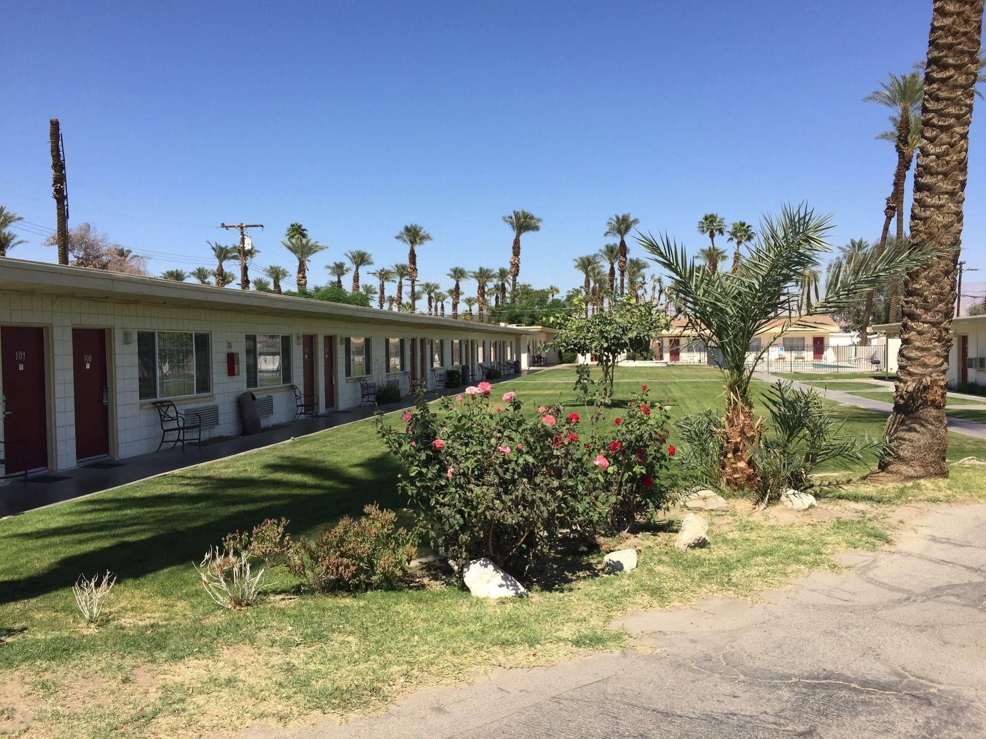 Western Sands Motel Indio Exteriör bild