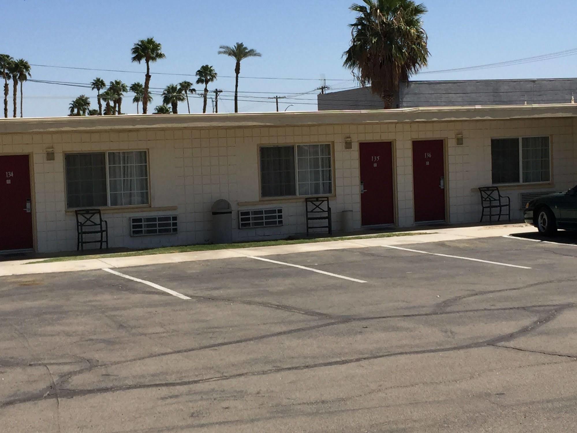 Western Sands Motel Indio Exteriör bild