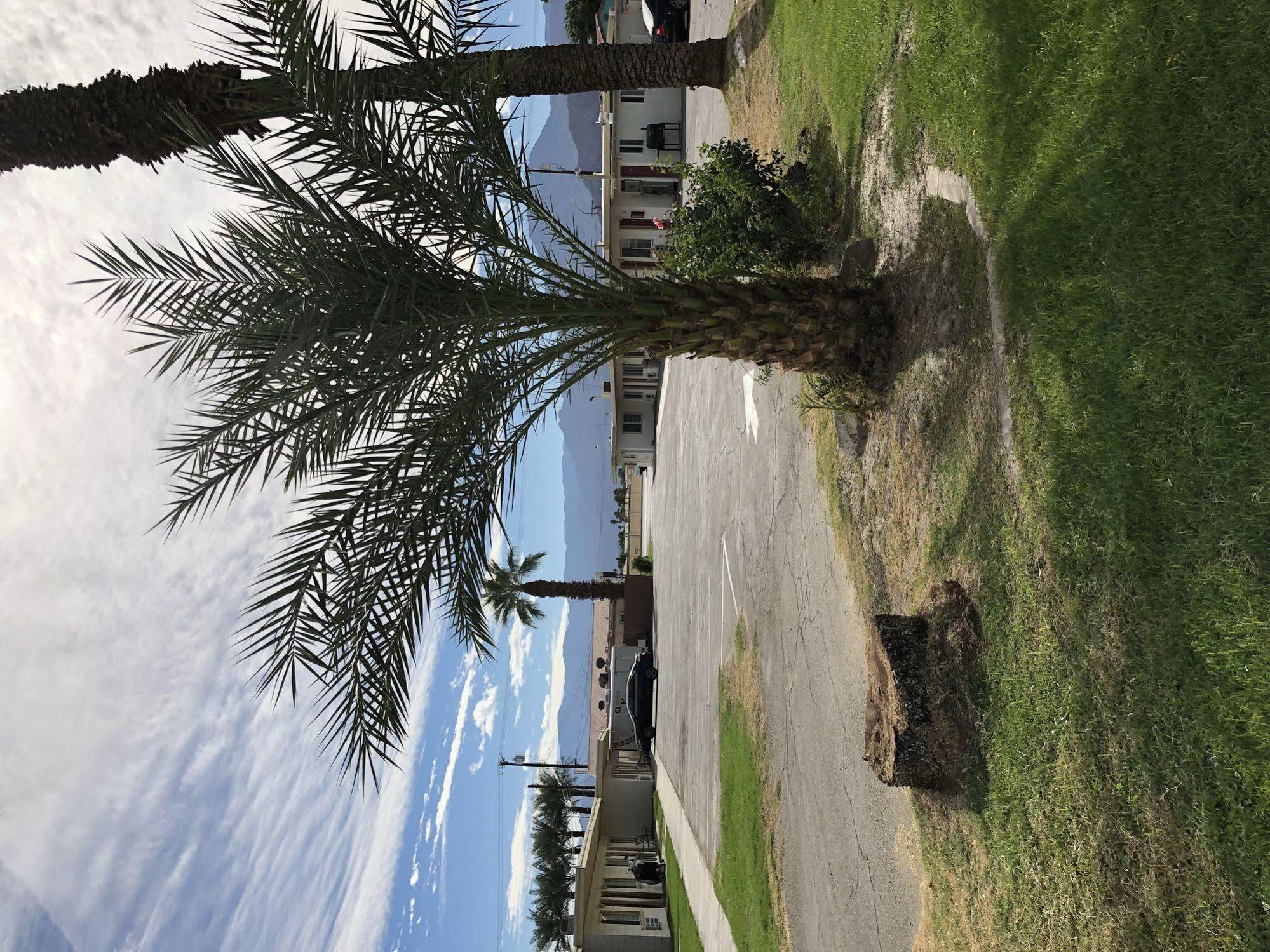 Western Sands Motel Indio Exteriör bild